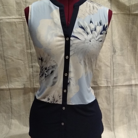 Calvin Klein Tops - Calvin Klein Blouse size M Calvin Klein Tops - Calvin Klein Blouse size M
